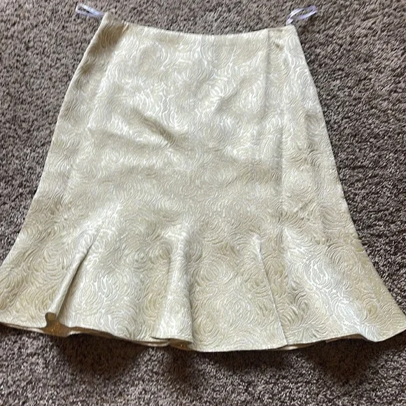 Light green brocade suit. Vintage. Worn once. - Picture 4 of 5